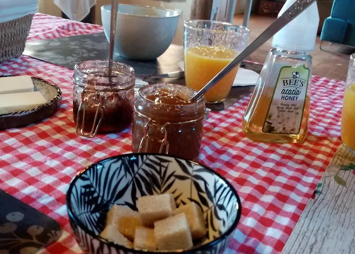 Alojamento de Acomodação e Pequeno-almoço Le Clos Champetre Longue